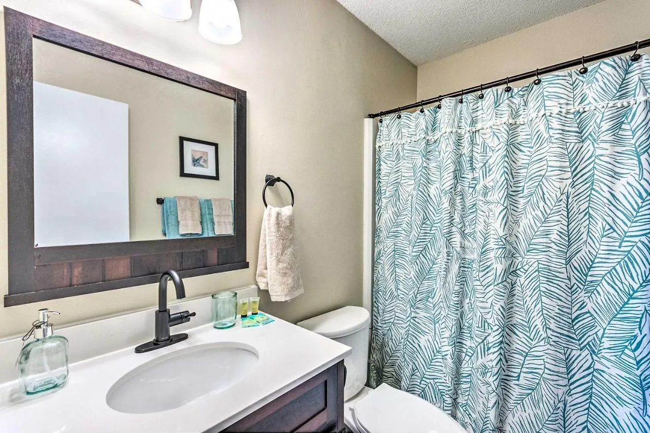 Coastal Family Home, 16 Mi To Pensacola Beach!